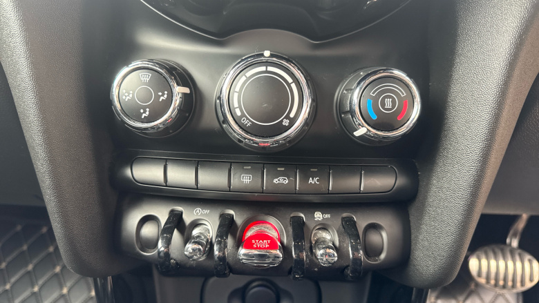 MINI Hatchback 2.0 Cooper S Sport II 5dr Auto Petrol Hatchback